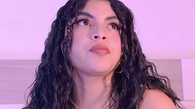 MelodyAlvarez's Live XXX Chat