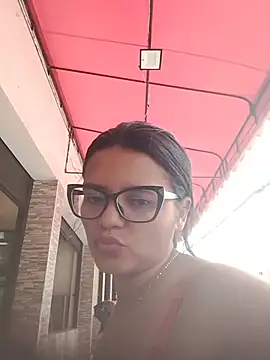selena_foxy's Live XXX Chat