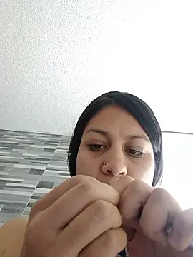 Chat XXX en directo de Tiphanydirty3