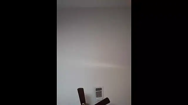 stoner_420 élő XXX-chatje