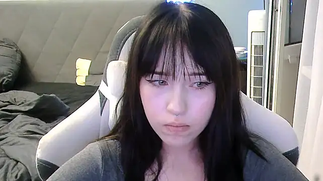 EvaHurtn Live XXX chat