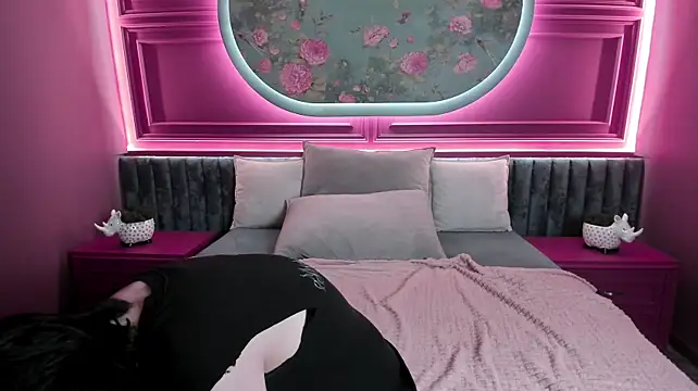 AdonBev Adlı Modelin Canlı XXX Sohbeti