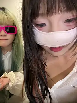 Rocket-Girl Show in webcam