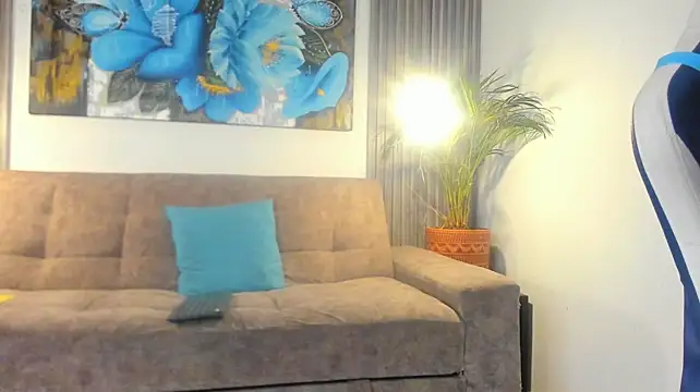 Steven_21Cm élő XXX-chatje
