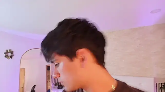 XXX chat uživo modela Axel_Draven