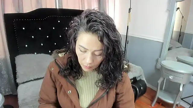 gaby_trent 现场XXX聊天