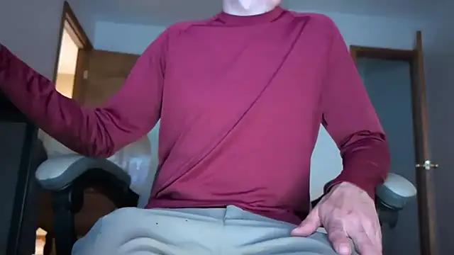 הופעת וובקאם של stoner_420