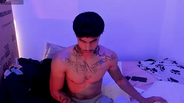 Chat XXX en directo de IanWest_