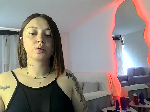 your_queen_cleopatra 现场XXX聊天