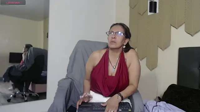 sami29_ লাইভ XXX চ্যাট