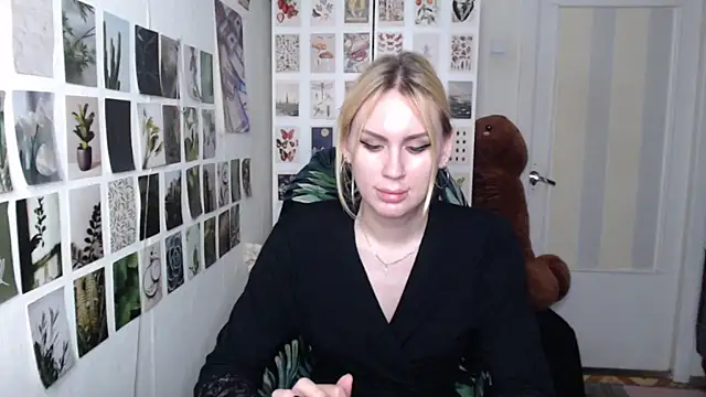 XXX chat uživo modela CapriScorpion