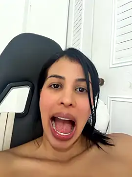 Valerie-S' Live XXX Chat