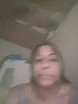 צ'אט XXX בשידור חי של Giselabrunette25