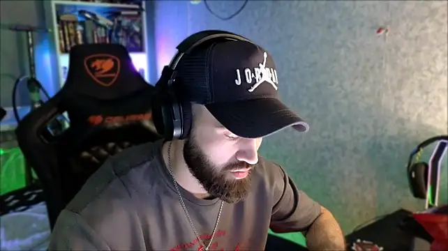 Chat +18 de _Serious_Man ao vivo
