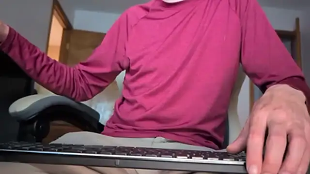 stoner_420 Show in webcam
