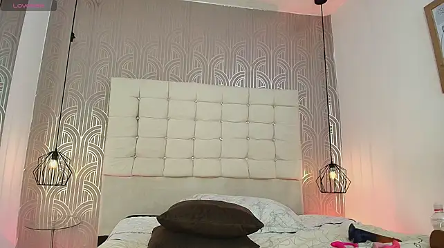 Ariana_CellFg Live XXX-Chat