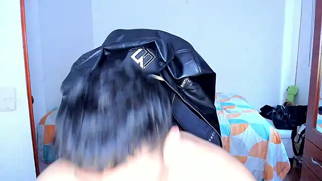 Онлайн чат XXX Tommy_Bred