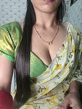 Savita2310 Adlı Modelin Canlı XXX Sohbeti