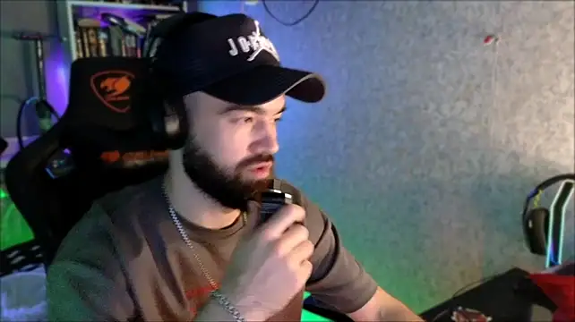 Webkamerová show _Serious_Man