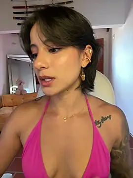 Ale_Lewis Adlı Modelin Canlı XXX Sohbeti