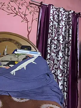 XXX chat uživo modela Saxymood1111