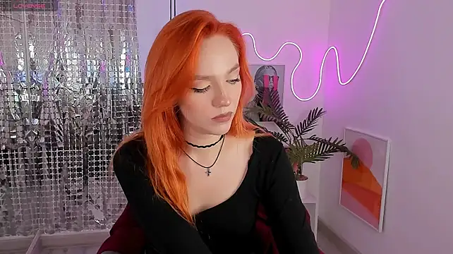 ZlataSaar Adlı Modelin Canlı XXX Sohbeti