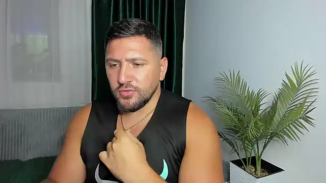 Gold_Alpha_Boy Chat XXX in diretta
