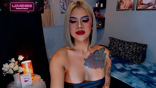 StellaStrong30's Live XXX Chat