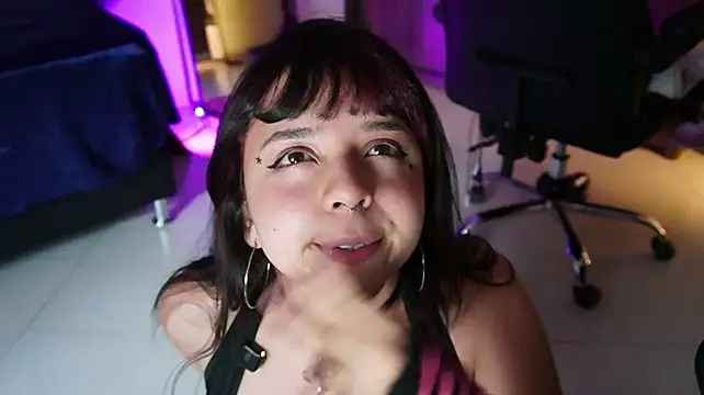 AriaMoonLight live XXX chat