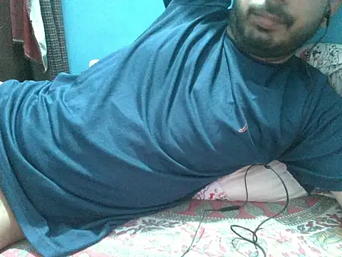 Precumboner Adlı Modelin Canlı XXX Sohbeti