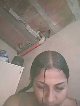 Giselabrunette25 XXX чат на живо
