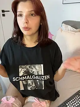 Show modela AlyaAngel na web-kameri