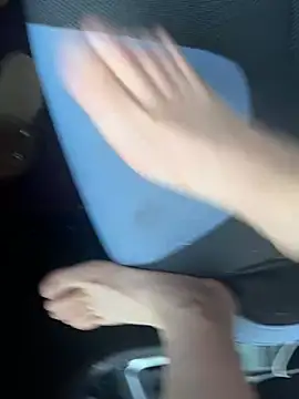 xiaomaomi0123's Webcam Show