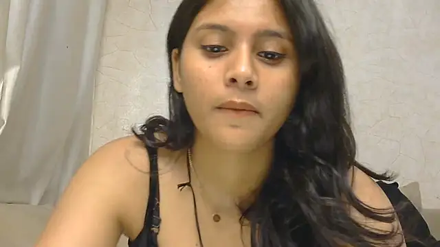Naira_fit Show in webcam