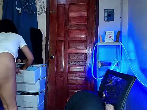 Asian_IsabellaxxのライブXXXチャット