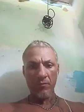 Merdaman706 Show in webcam