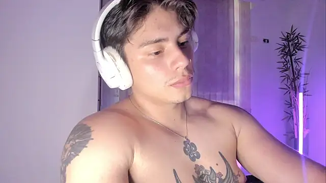 Giordano_Russo's Live XXX Chat