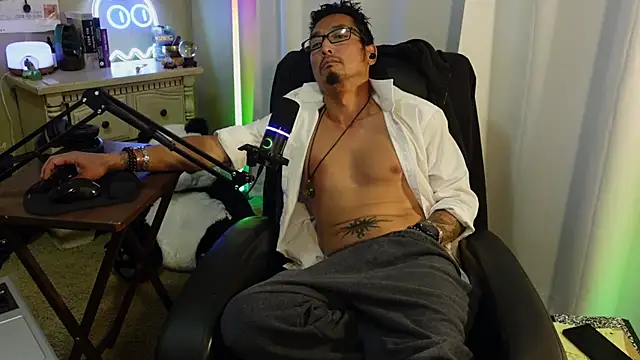 Ghost11_11 Chat XXX live