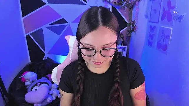 little_emma0 – Naživo XXX chat