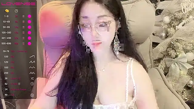 Monica-666888- 现场XXX聊天