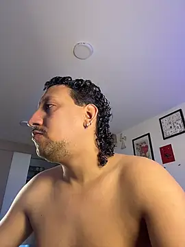 הופעת וובקאם של LiorenVexo