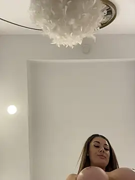XXX chat uživo modela IsabellaEtthan