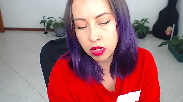 charlottezoe15's Live XXX Chat