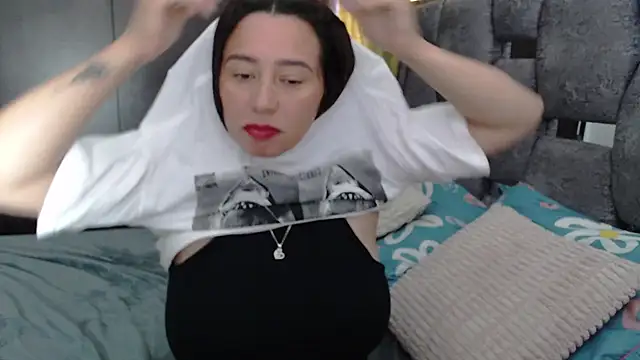 sara_hott_1 – Live XXX-chat