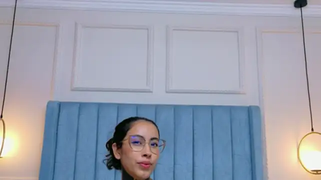 NicoleBlumn Live XXX chat