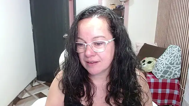 Sonialorens_'s Live XXX Chat