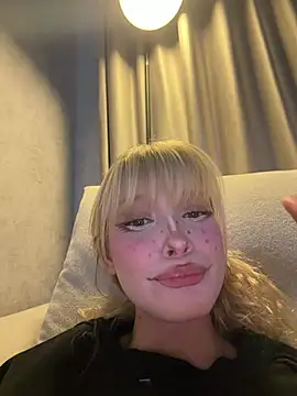 BellaSecrettt's Live XXX Chat