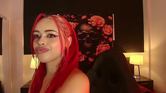 EvaaFoxxy1n Live XXX chat