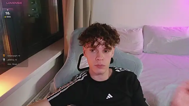 Czat XXX na żywo – cute_thomas