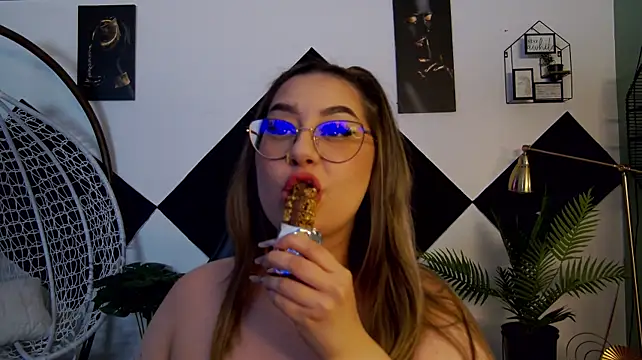 Katewalker_ Chat XXX in diretta
